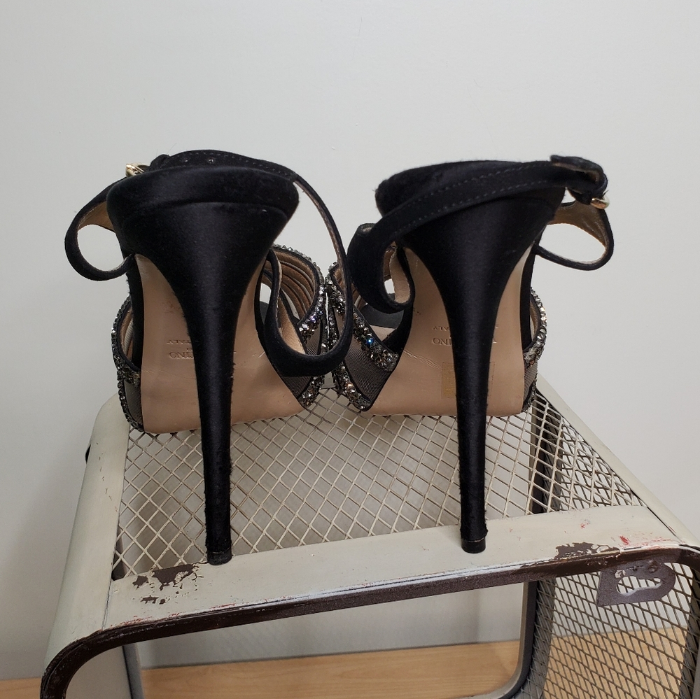 Valentino Garavani Scarpe Rhinestone Studded Heels - Picture 5 of 6